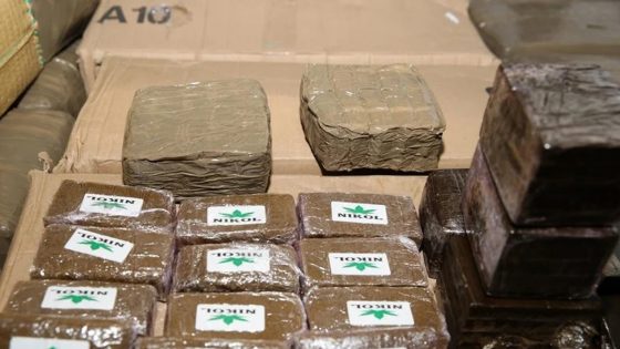 ضبط 30 كلغ من المخدرات داخل سيارة بمعبر باب سبتة