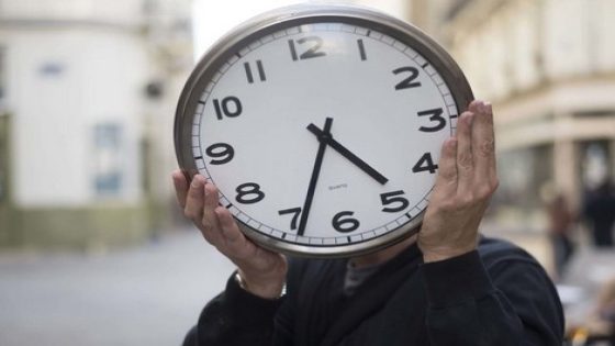 حلول شهر رمضان يعيد المغرب إلى “توقيت غرينيتش” الأحد المقبل‬