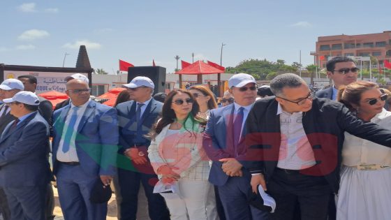 اللواء الأزرق يرفرف بشاطئء عين الدياب امتدادا الى شاطئء مدام شوال.