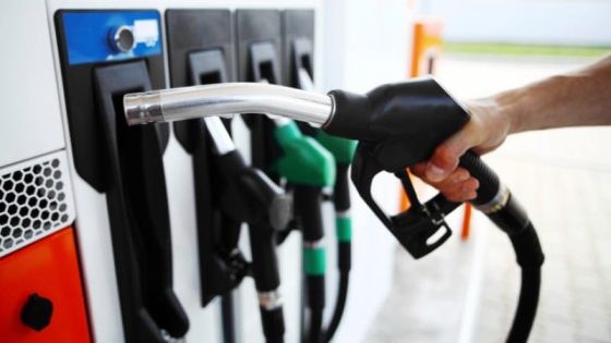 اسعار النفط تتراجع بالأسواق الدولية والمستهلك المغربي ينتظر الفرج