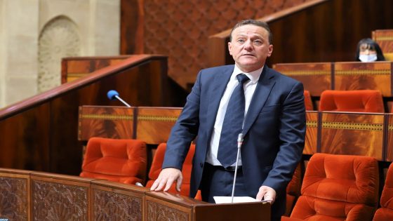 قريبا تقنين النقل عبر التطبيقات.