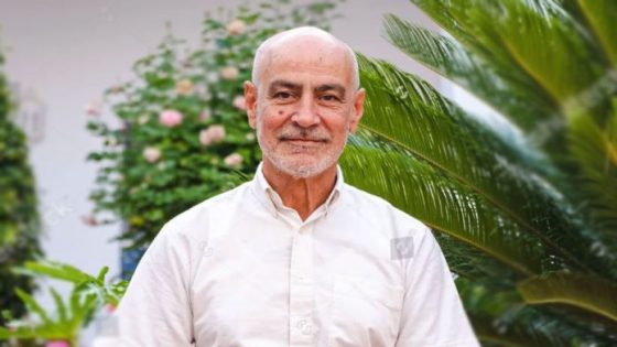 متابعة فؤاد عبد المومني في حالة سراح