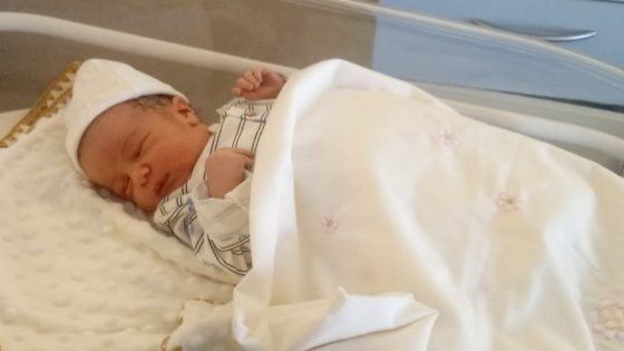 محمد إلياس في بيت نجوى ومحسن